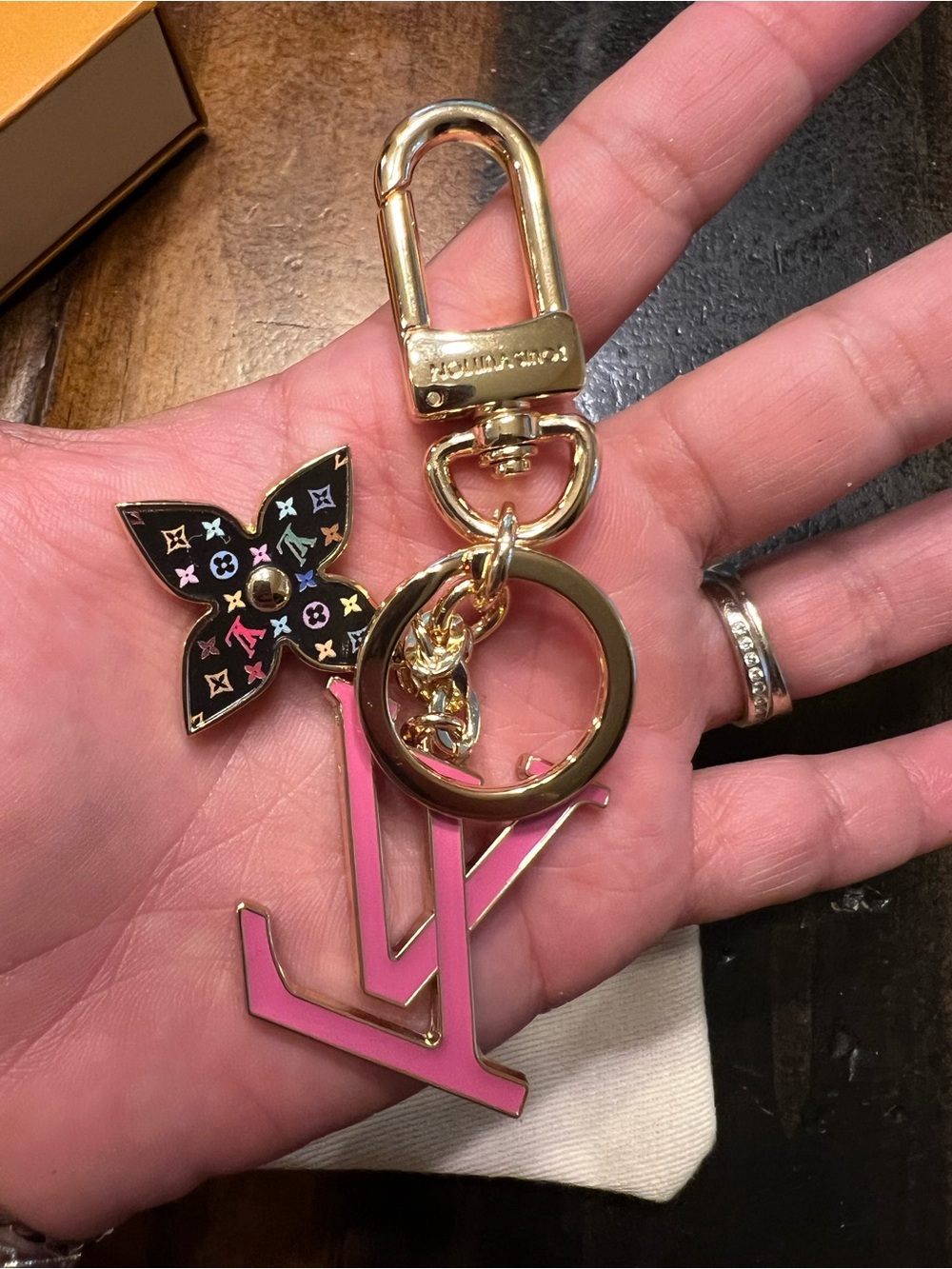 Louis Vuitton Pink LV Initials & Monogram Flower Key Charm (Box and Dust Bag) - Picture 7 of 9